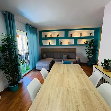 Piso Shic De Playa Fenals Con Terraza Y Piscina Apartament Lloret de Mar