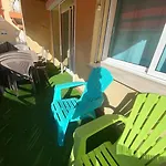 Lägenhet Piso Shic De Playa Fenals Con Terraza Y Piscina *
