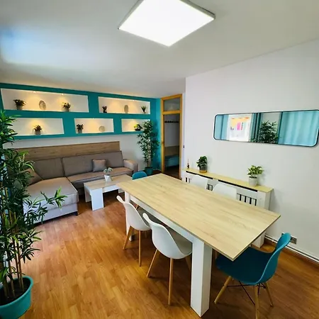 Piso Shic De Playa Fenals Con Terraza Y Piscina * Lloret de Mar