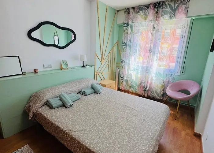 Piso Shic De Playa Fenals Con Terraza Y Piscina Διαμέρισμα