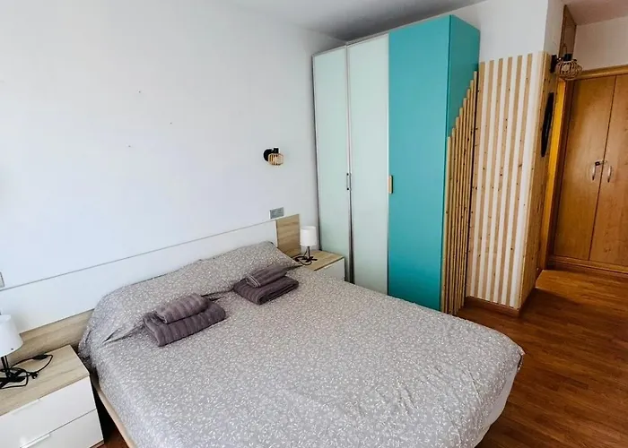 Piso Shic De Playa Fenals Con Terraza Y Piscina Lloret de Mar