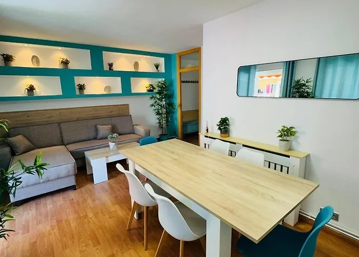 Piso Shic De Playa Fenals Con Terraza Y Piscina Λορέτ Ντε Μαρ