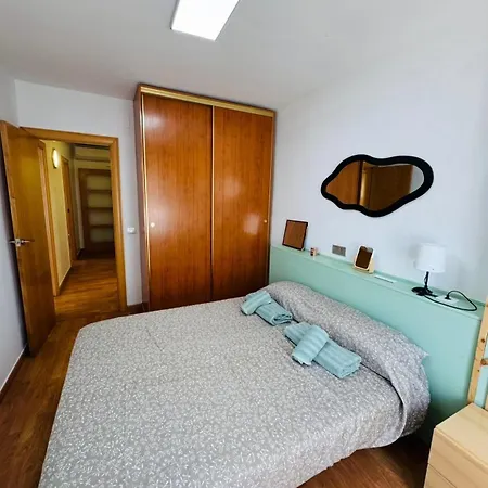 Piso Shic De Playa Fenals Con Terraza Y Piscina Apartamento