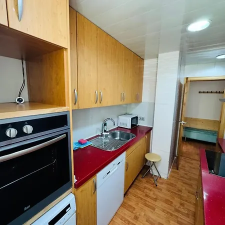 Piso Shic De Playa Fenals Con Terraza Y Piscina Daire