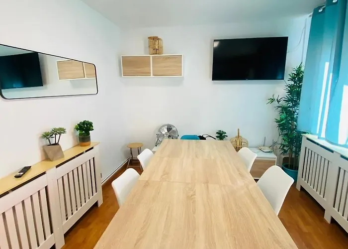 Piso Shic De Playa Fenals Con Terraza Y Piscina Appartement *